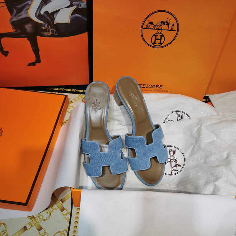 Hermes sandals Style 010 - close-up of refined designer finish