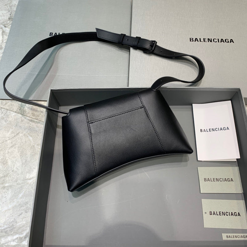 Chic Premium PU Leather Handbag - Statement Silhouette | Women's Statement Accessory #512 - close-up detail shot (image 3) of designer-inspired handbag