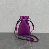 Ziva's Charm handbag – close-up view (Standard Size)
