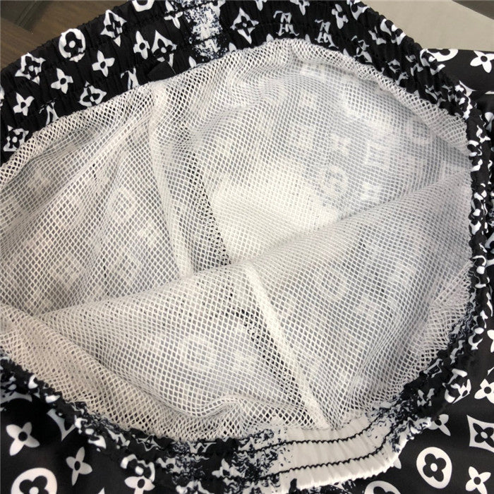Full styled look of Louis Vuitton cotton t-shirt with streetwear-inspired cut