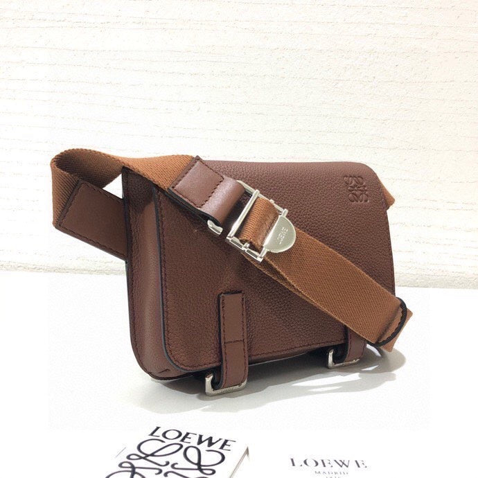 Ziva's Charm handbag – interior view (18cm*14cm*4.5cm)