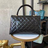  spacious purse view 8