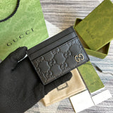 Side profile of everyday-luxe elevated women's handbag – women's everyday handbag