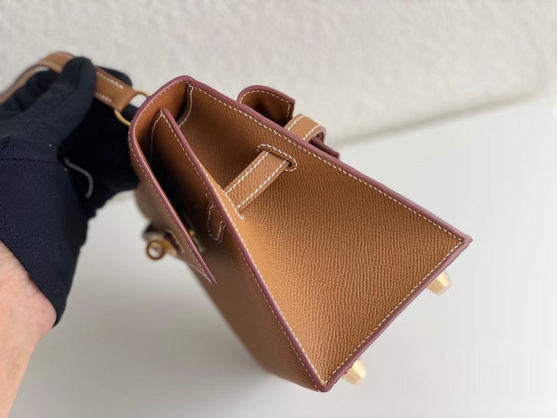 Sleek shopper bag carried on shoulder 16