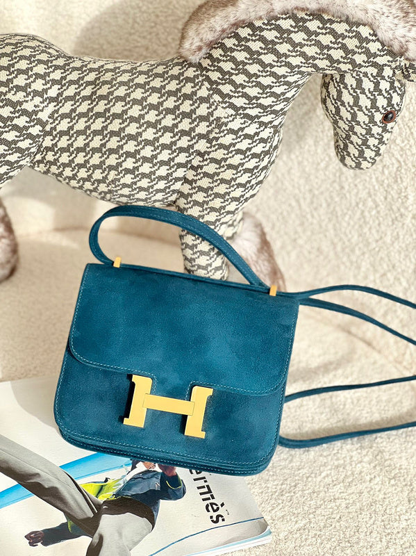 Close-up detail of graceful bag design