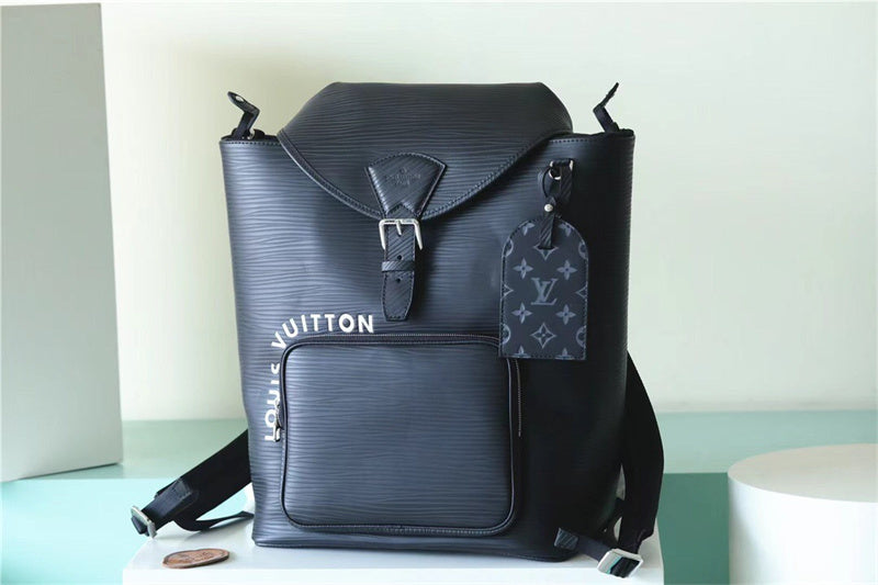  refined top-handle bag detail view showing craftsmanship 14