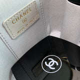  handbag, compact everyday style, image 7