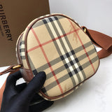 Ziva's Charm handbag – product shot (one versatile size)