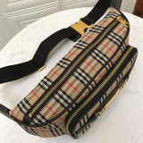 Ziva's Charm handbag – close-up view (one versatile size)