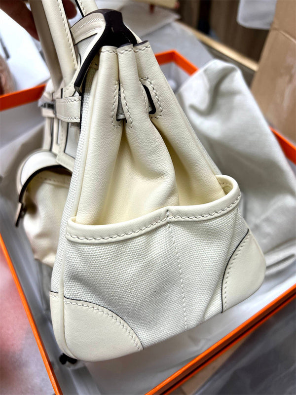 Close-up detail of fluid bag design