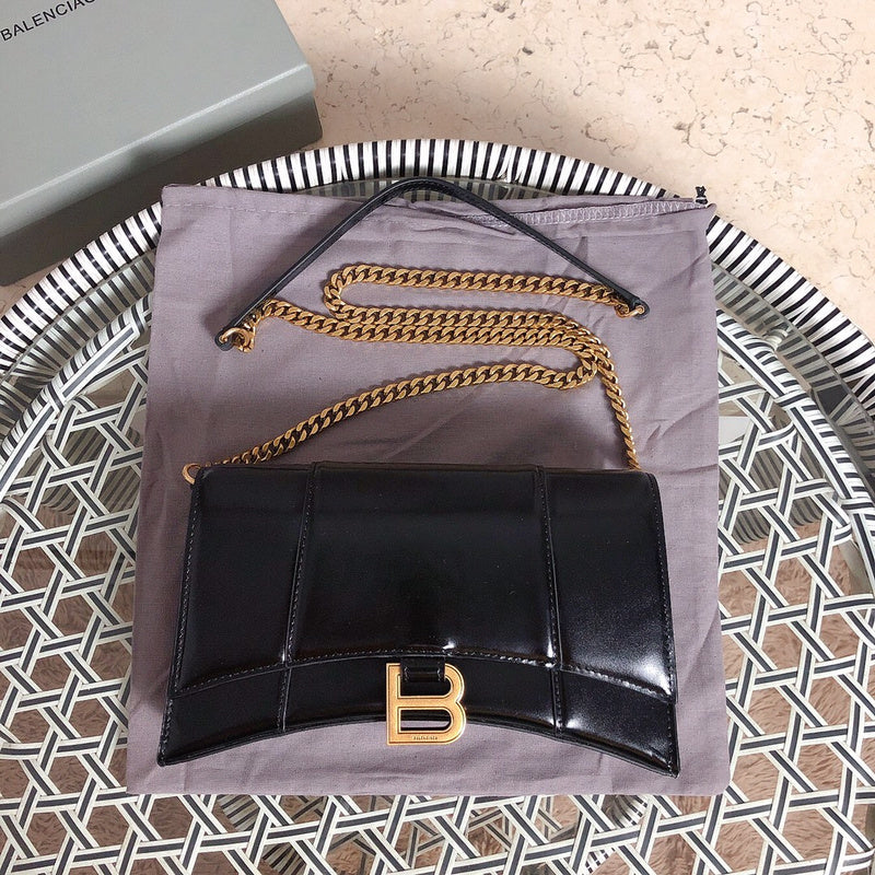 Front view of signature elevated women's handbag – women's designer-style accessory