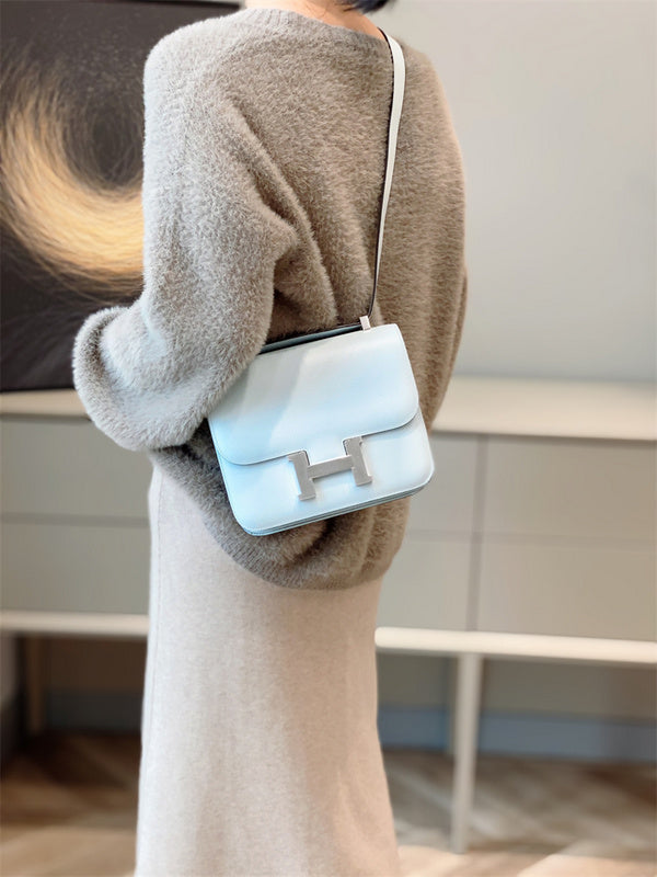 Streamlined bag shown from front angle