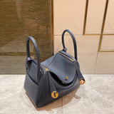 Effortless handbag styled for everyday wear