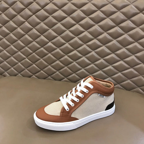 Hermès Grey Pointed-Toe Flats - Full Silhouette View