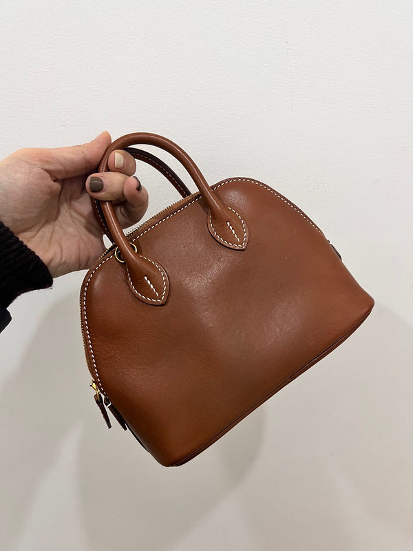 Interior view of structured premium bag