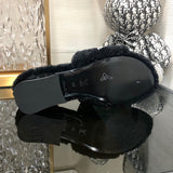 Louis Vuitton shoes Style 355 - back heel detail
