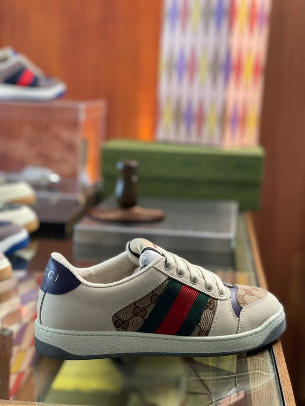Gucci all-black luxury sneakers view 9 retro runner design
