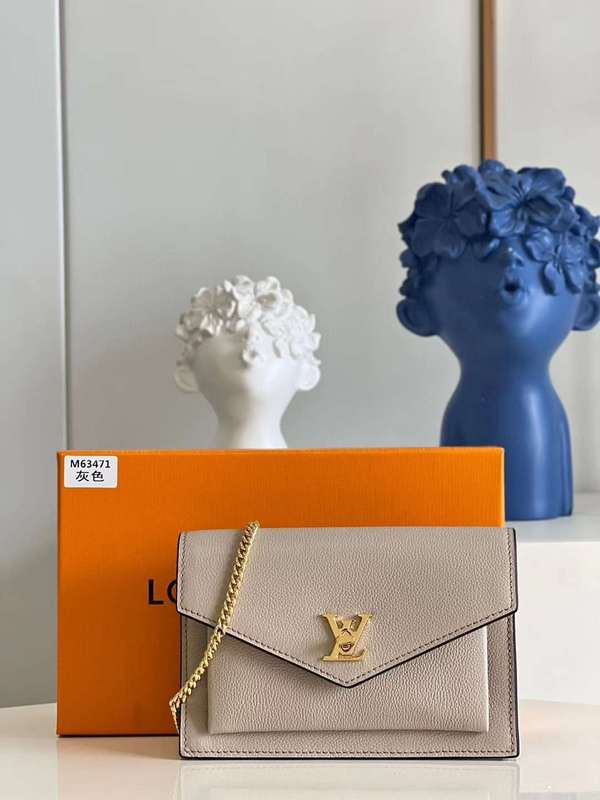 Front view of elevated sleek women's handbag – women's luxury accessory