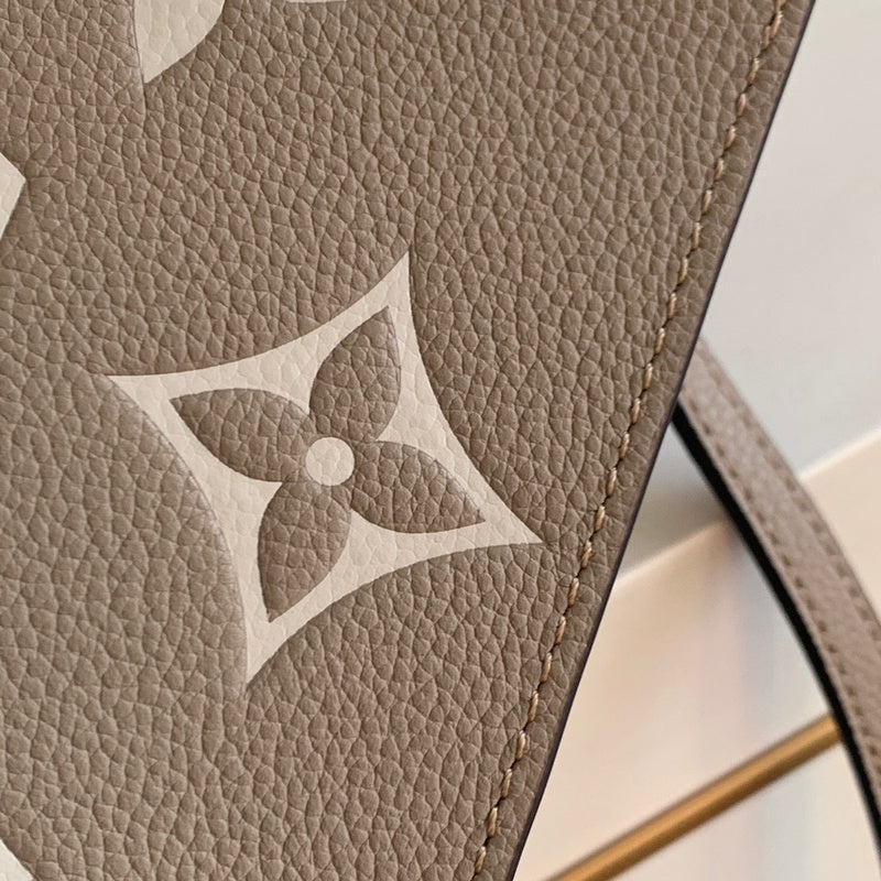 Handle and strap detail of elevated everyday-luxe women's handbag – women's premium purse