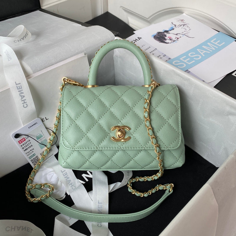  mid purse view 10