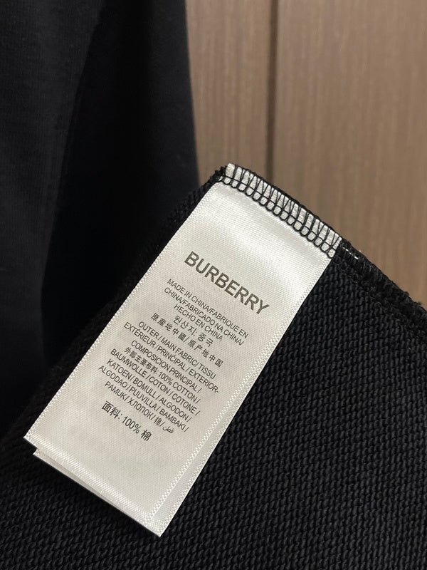 Side profile view of Burberry luxury piece style No.460