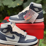 Nike Men's & Women's Signature Luxury Sneakers — Style 216 interior view