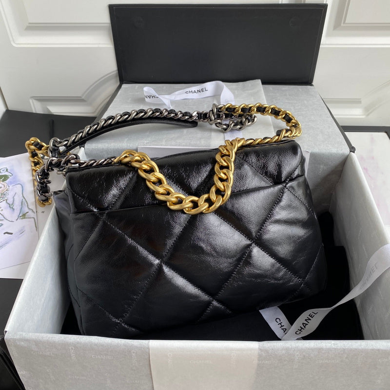 Zivas Charm Effortless Sophistication Fashion Handbag (Modern Wardrobe Staple) – Detail View
