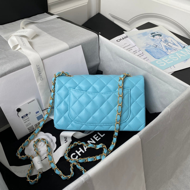  mid purse view 6