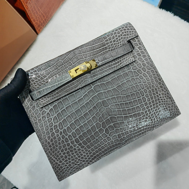 Close-up detail of effortless bag design