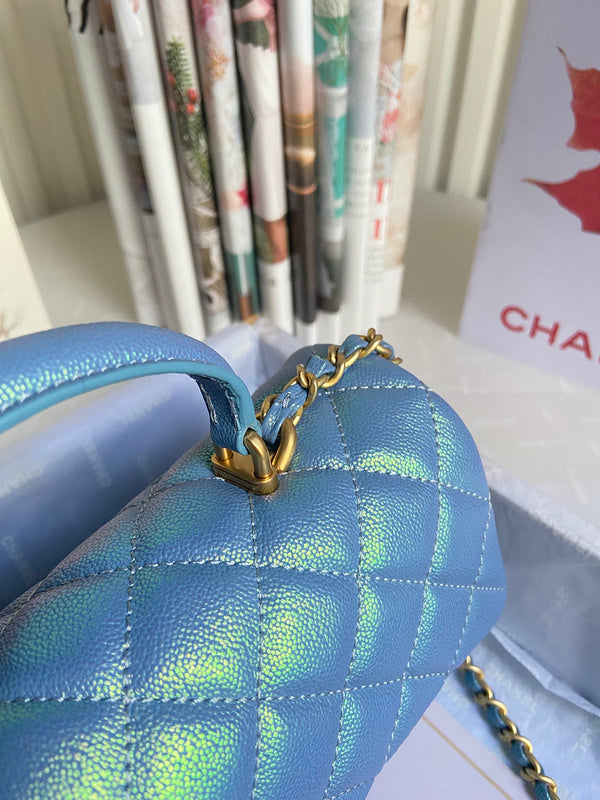  women's handbag, mid design, view 3
