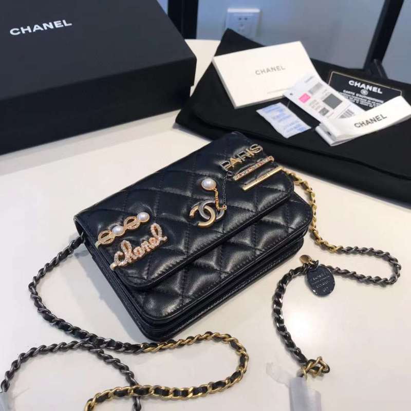 Zivas Charm Classic Sensibility Luxury Handbag (Premium Everyday Carry) – Styled Look