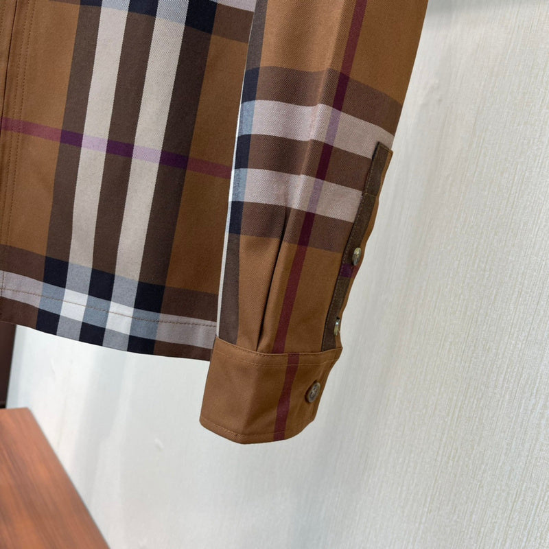 Front view of Burberry luxury piece style No.573