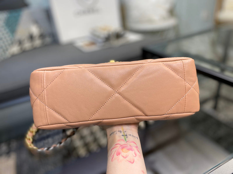 Zivas Charm Effortless Sophistication Designer Handbag (Structured Everyday Essential) – Detail View