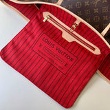 Side profile of modern classic women's handbag – women's statement bag