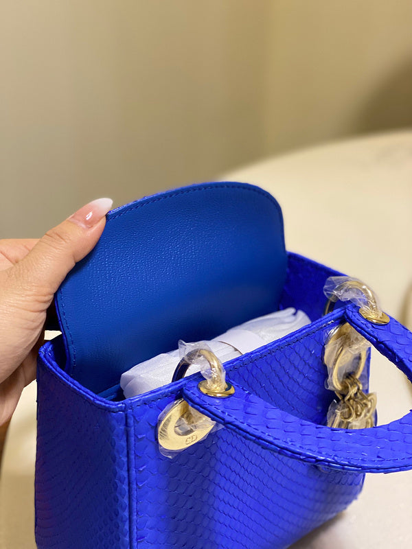 Front view of polished sleek women's handbag – women's premium purse