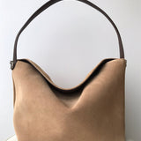 Ziva's Charm handbag – front view (36cm*26cm*14cm)