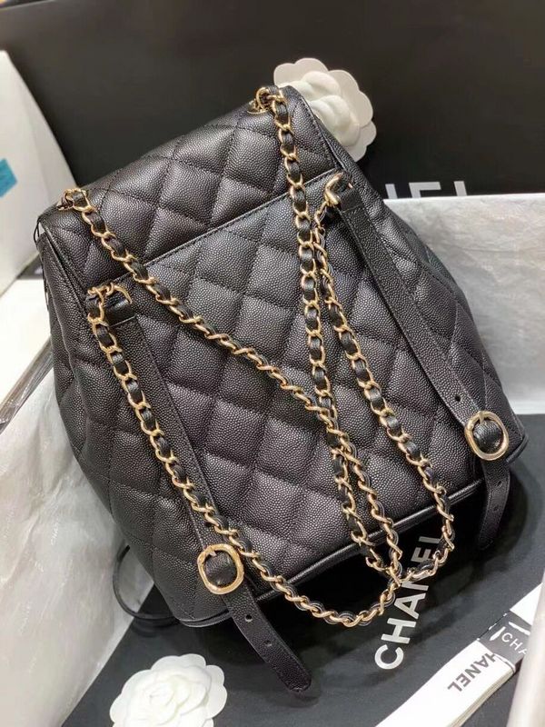 Zivas Charm Effortless Sophistication Designer Handbag (Considered Detail & Form) – Detail View