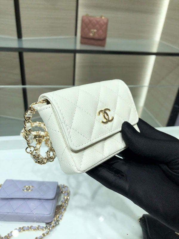 Zivas Charm Contemporary Flair Designer Handbag (Modern Wardrobe Staple) – Angled View