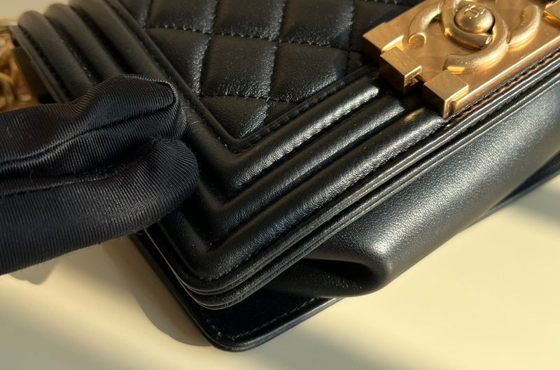  mid purse view 2