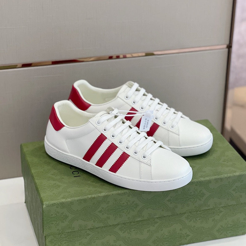 Gucci Streetwear sneakers in two-tone signature lace-up style front view