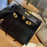  shoulder bag interior and compartment view