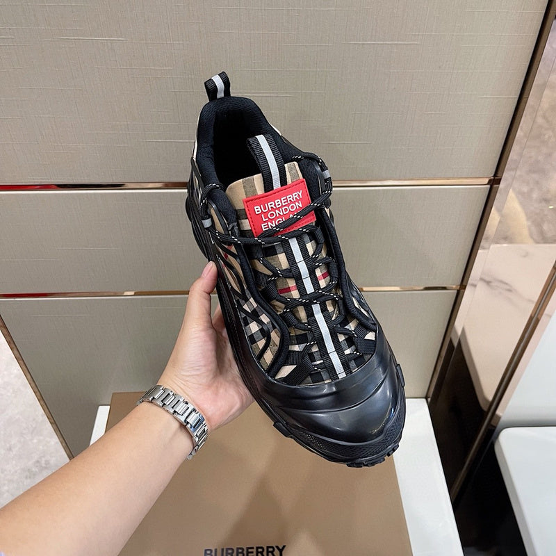 Burberry shoes Style 123 - top view showing design