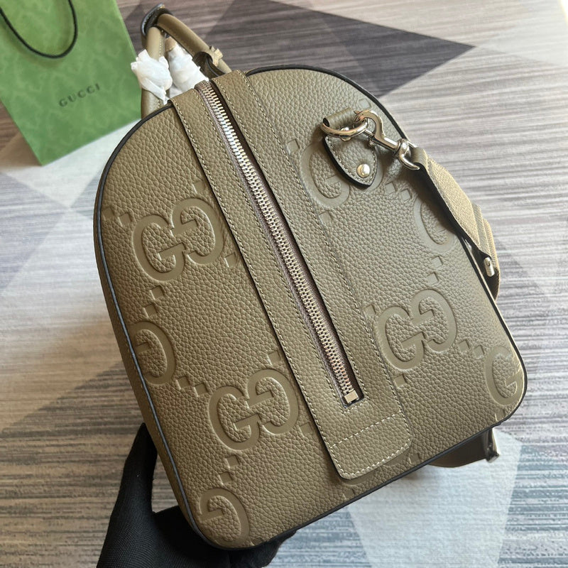 Interior view of everyday-luxe premium women's handbag – women's luxury accessory
