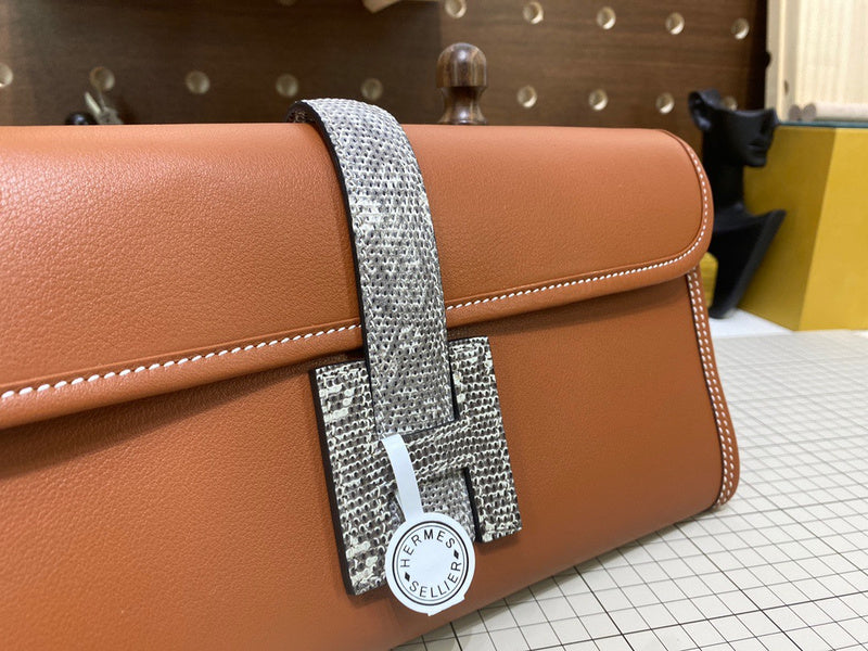 Close-up detail of fluid bag design
