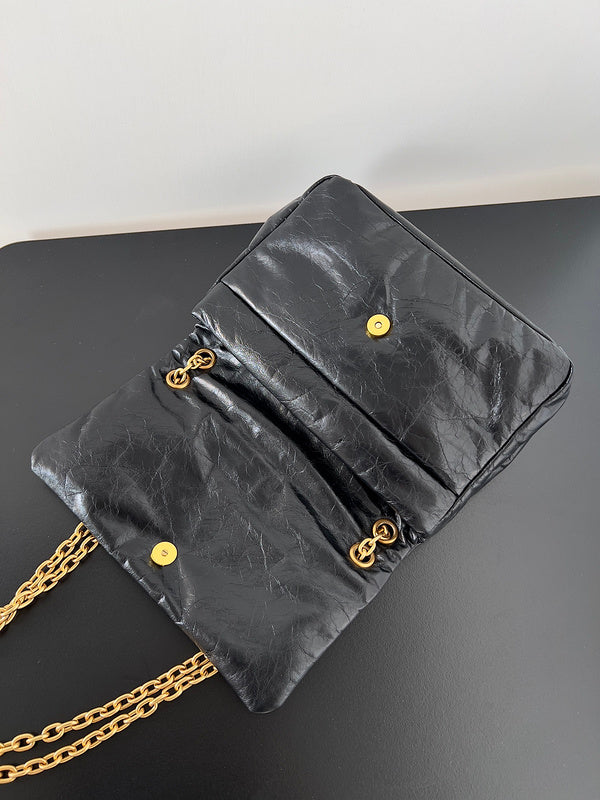 Zivas Charm Effortless Sophistication Statement Handbag (Versatile Style Statement) – Detail View