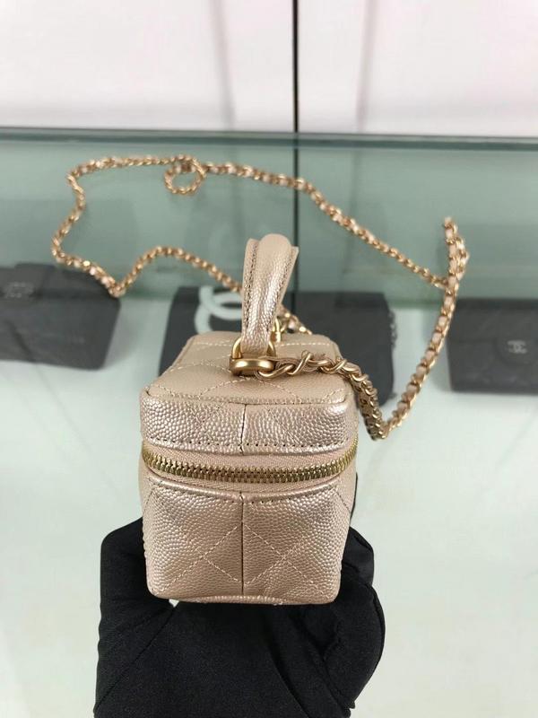 Zivas Charm Streamlined Design Fashion Handbag (Effortless Style Upgrade) – Back View