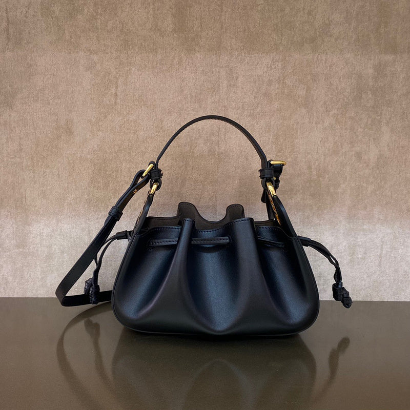 Ziva's Charm handbag – full view (21cm*17cm*14cm)