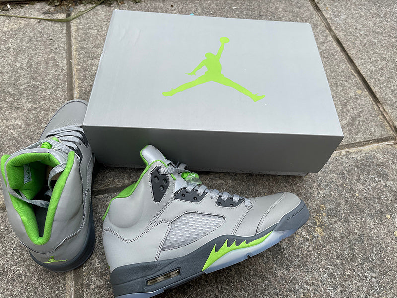 Nike Men's & Women's Designer Lifestyle Shoes — Style 248 angle view