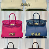  shoulder bag close-up of hardware and finish