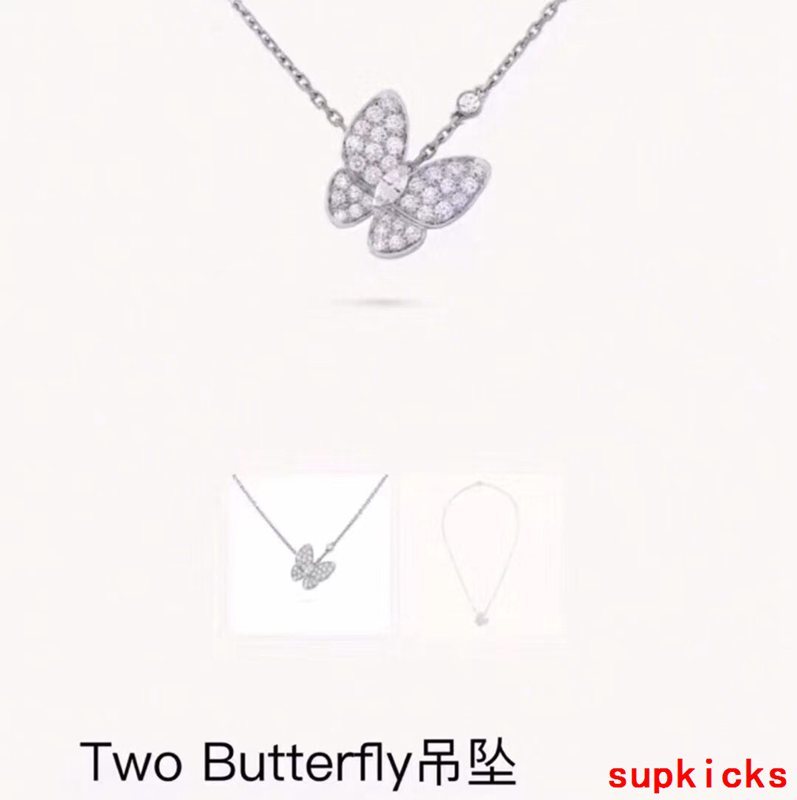 Lifestyle view of Van Cleef & Arpels unisex jewelry piece